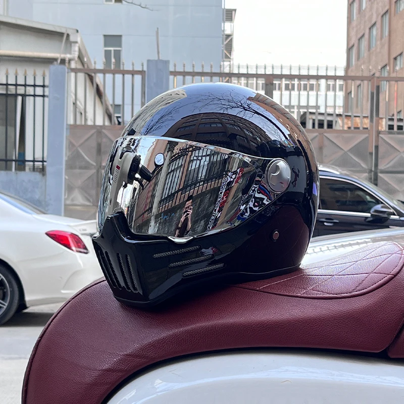 Retro Street Full-Face Helmet