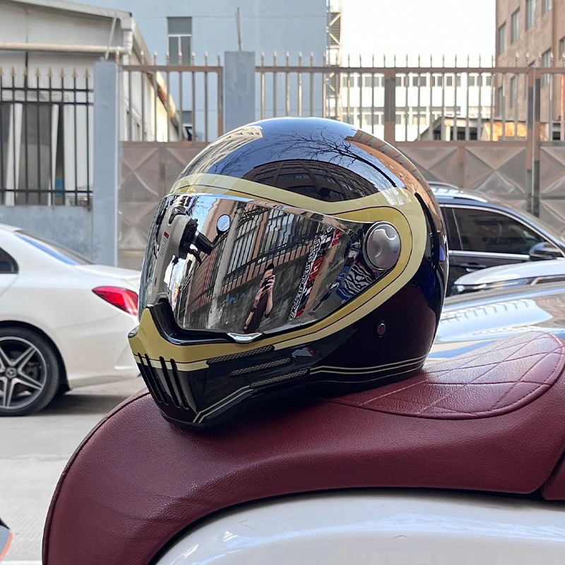 Retro Street Full-Face Helmet