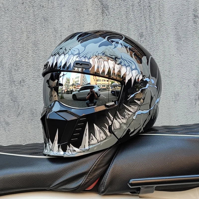 Shark Drak Street Fighter Helmet