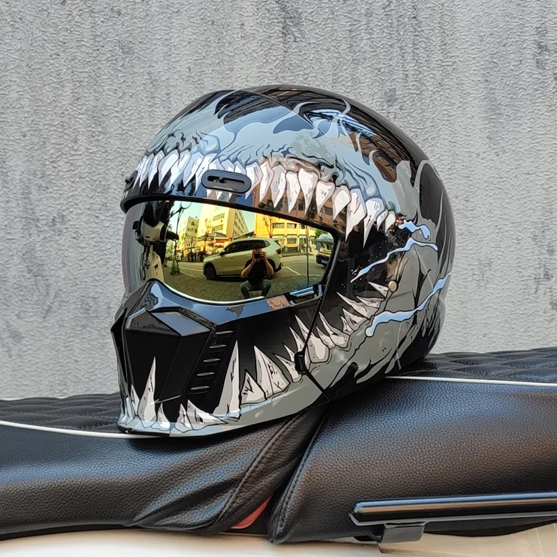 Shark Drak Street Fighter Helmet
