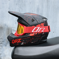 Black Red Graphic – Gold Lens