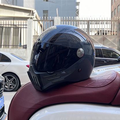 Retro Street Full-Face Helmet
