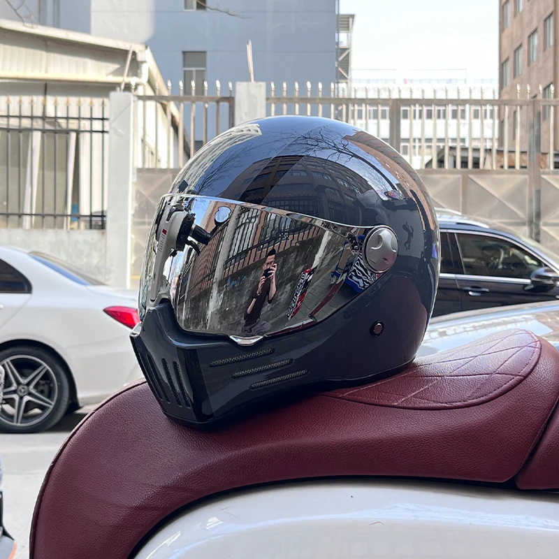 Retro Street Full-Face Helmet